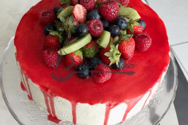Layer cake fruits rouges