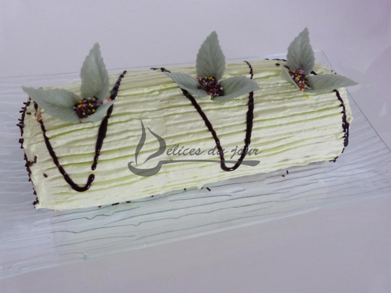 Bûche chocolat pistache 