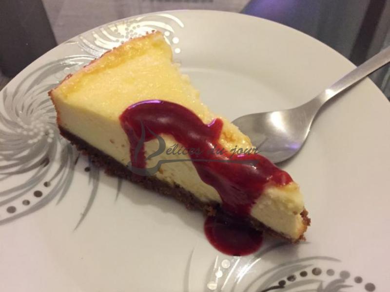 Cheesecake citron et coulis framboise